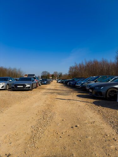 Booking an airport parking space online